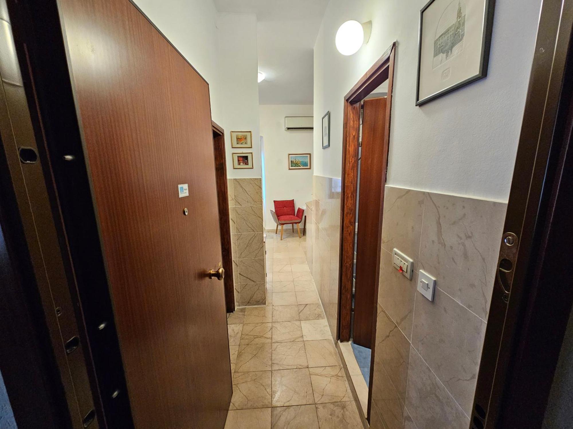 Center Room D16 In The Ancient Roman Palace Split Bagian luar foto
